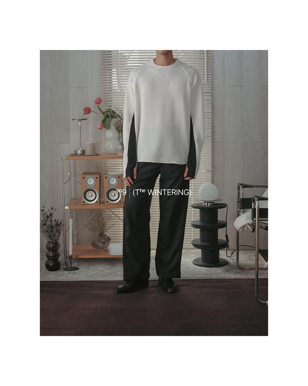 Sporty Round-Neck Sweater in Off-White/Black