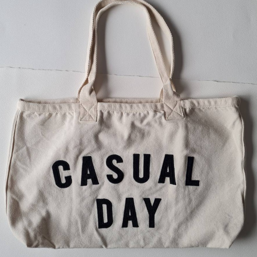 CASUAL DAY TOTE